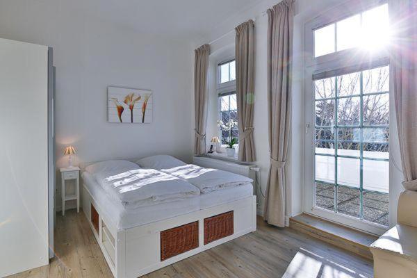Apartment 5 Mit Südbalkon In Strandnaher Lage - Bäderstil-villa In Wenningstedt/sylt Wenningstedt-Braderup