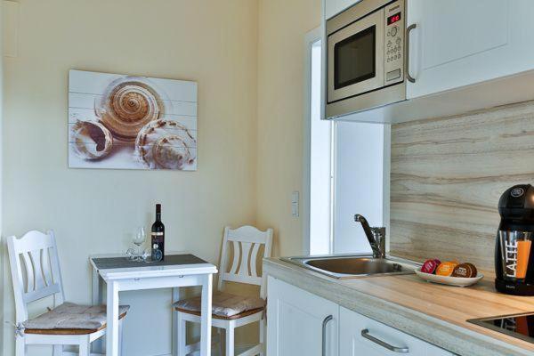 5 Mit Südbalkon In Strandnaher Lage - Bäderstil-villa In Wenningstedt/sylt * Wenningstedt-Braderup